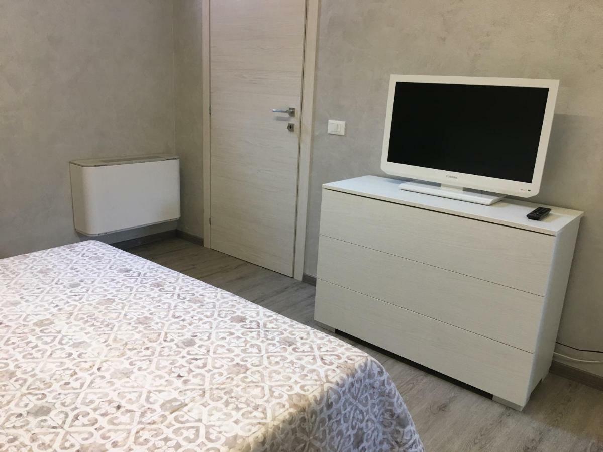 Vea Apartment Padenghe sul Garda Exterior foto